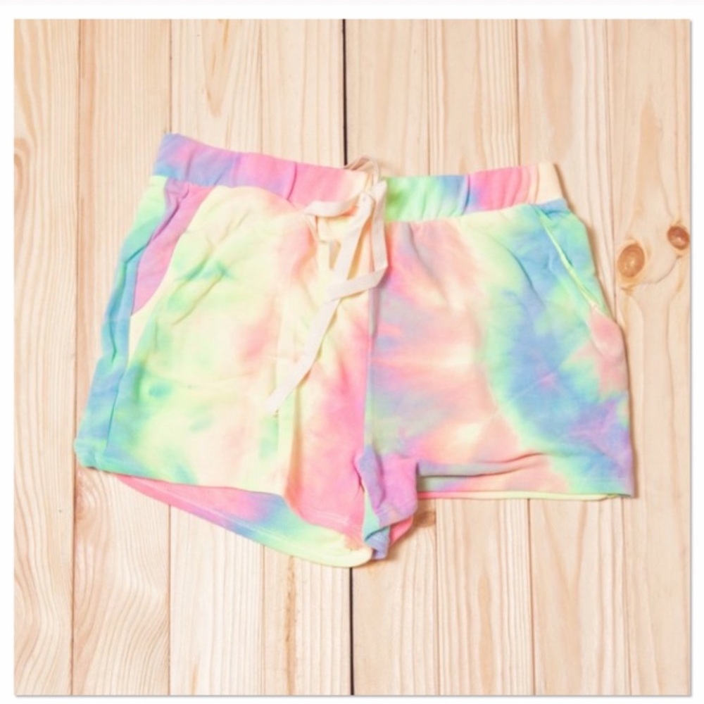 Tie Dye Shorts Sizes S M and XL NWT - Picture 2 of 3